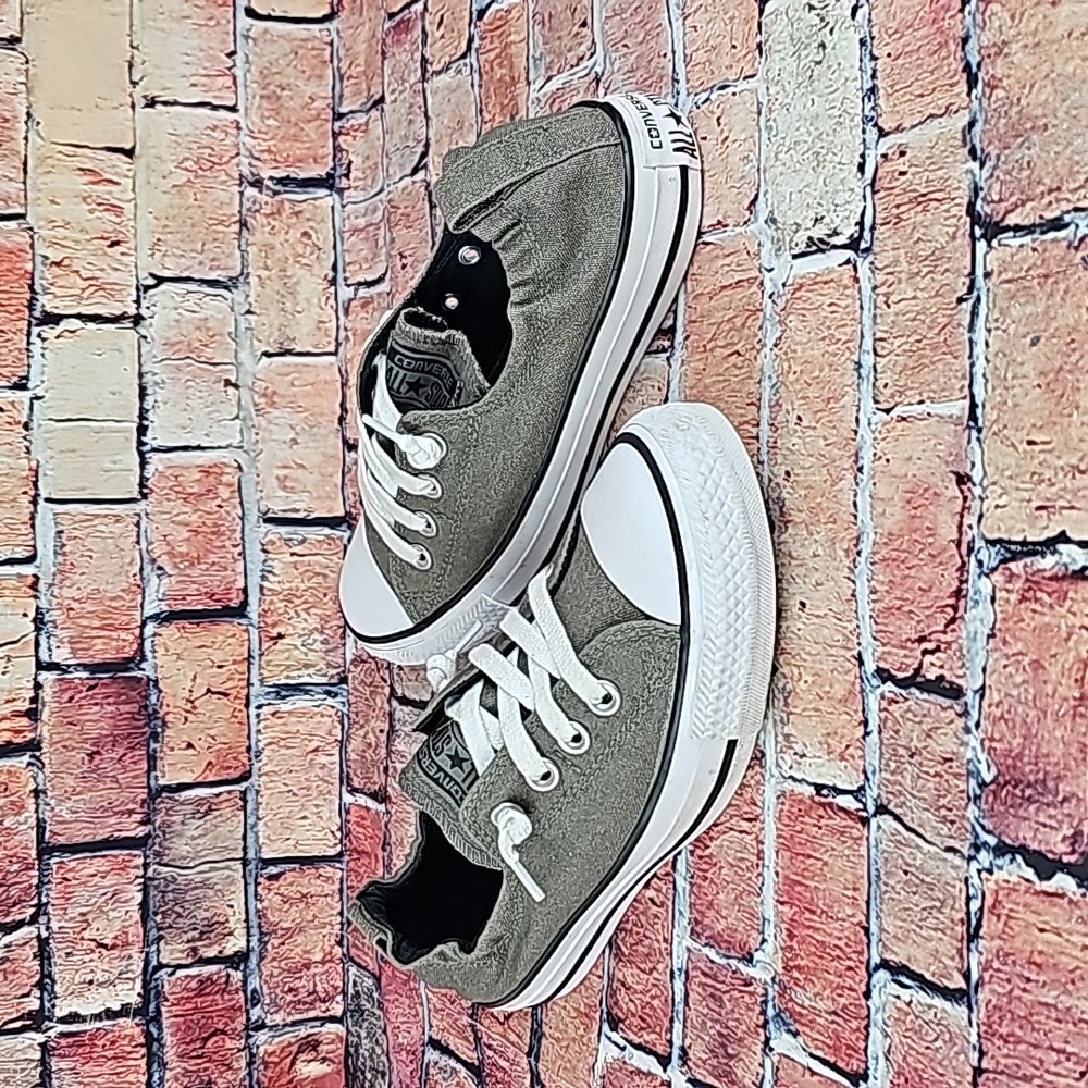 CONVERSE ALL-STAR CHUCK TAYLOR SCINCH BACK LOWTOP SHOES EUC